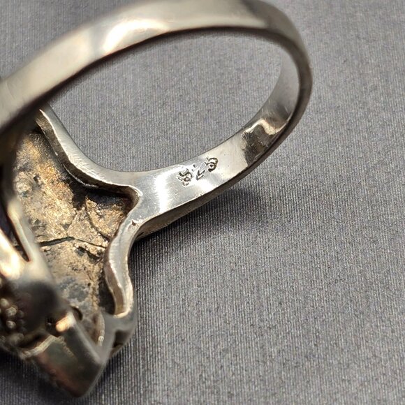 VTG Sterling Silver Amethyst Marcasite Cocktail Ring Size 6.5 Signed TH Art Deco - Picture 6 of 13